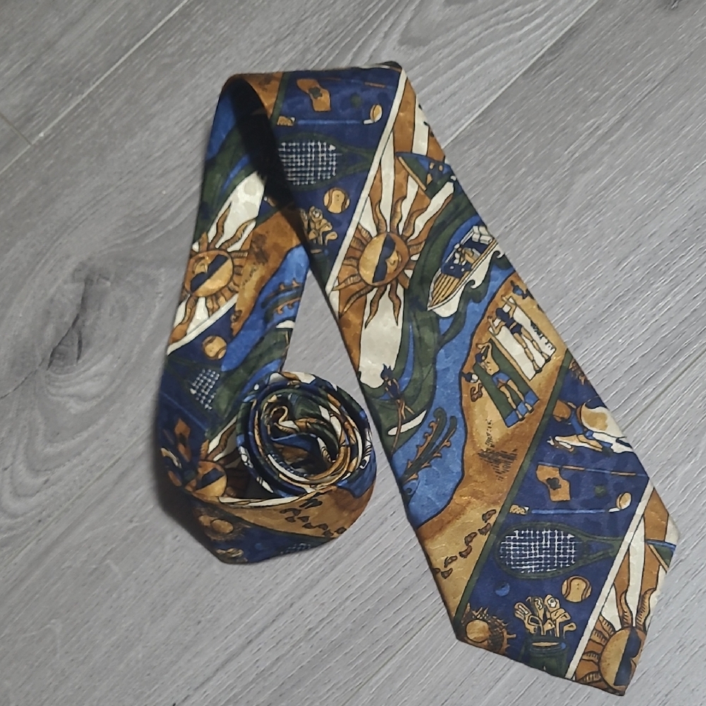 Men's Blue and Gold Patterned Silk Tie